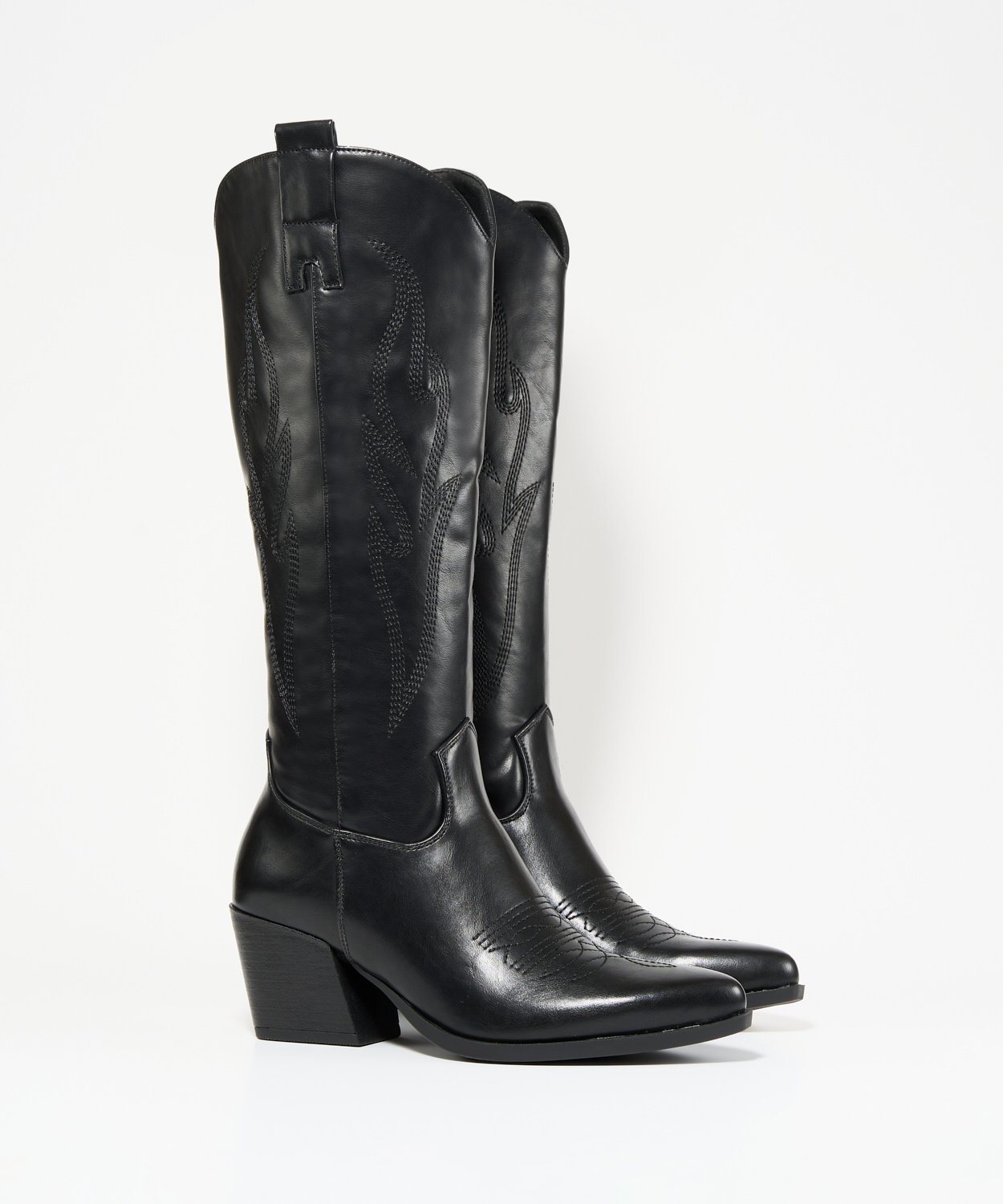 Botas cowboy tacón bordado image number null